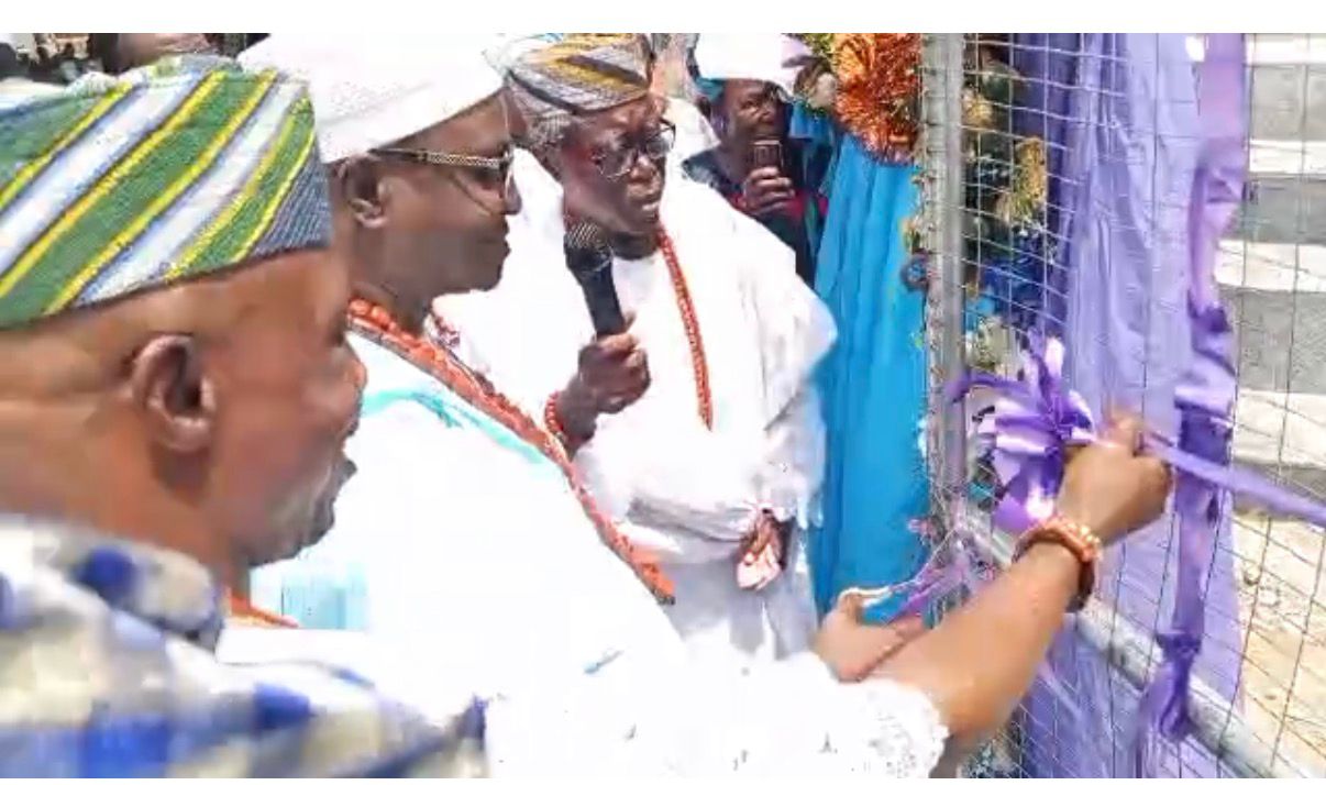 The Ogunmegbokanle Statue - View 4